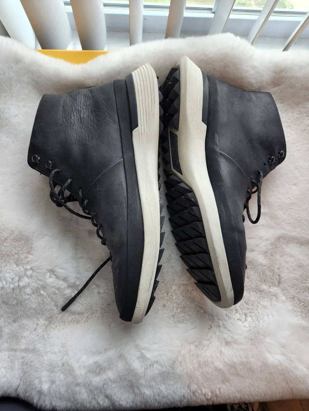 Men's Black Chukka Lace-Up Boots